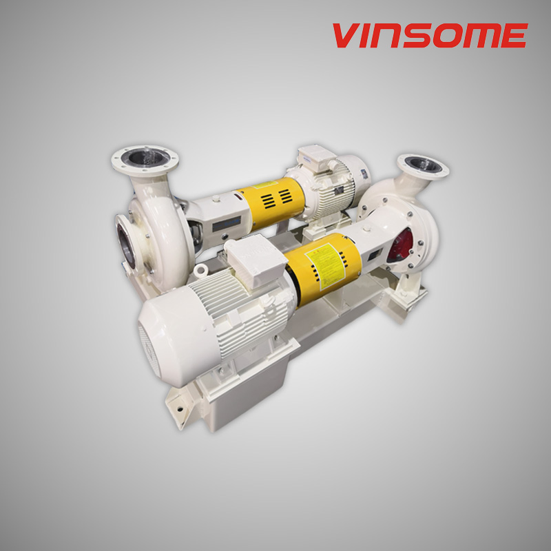 Горизонтальный центробежный насос со спиральным корпусом и открытой крыльчаткой на лапах